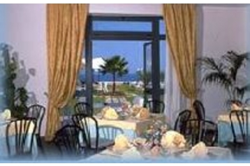 Хотел Riace Marina 4